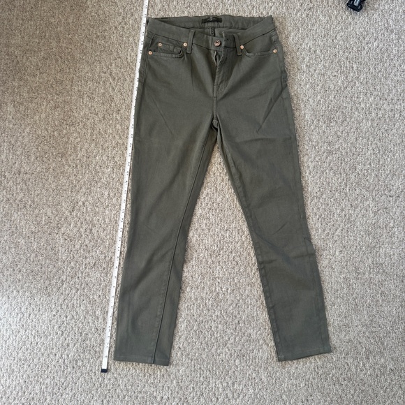 7 For All Mankind Luxe Performance Plus in Slimmy Jeans Olive Green - 26 - Picture 5 of 6